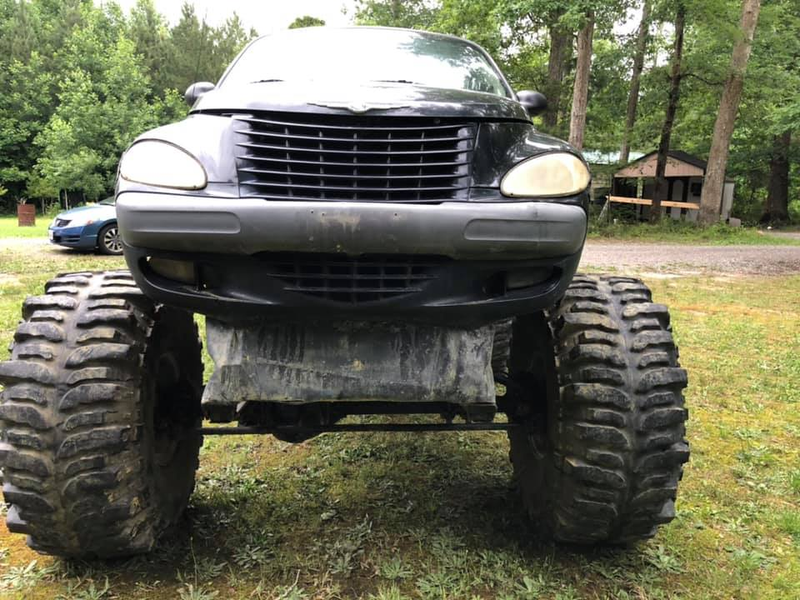 Illustration for article titled A Chrysler PT Cruiser Monster Truck Called 'PT Bruiser' Is for Sale Right Now and It's Amazing
